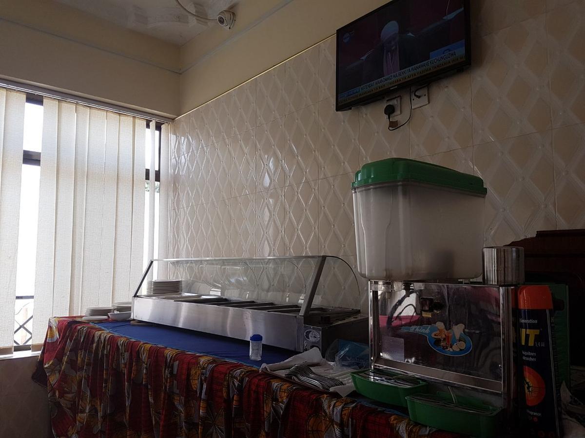 Machare British Hotel Morogoro ภายนอก รูปภาพ