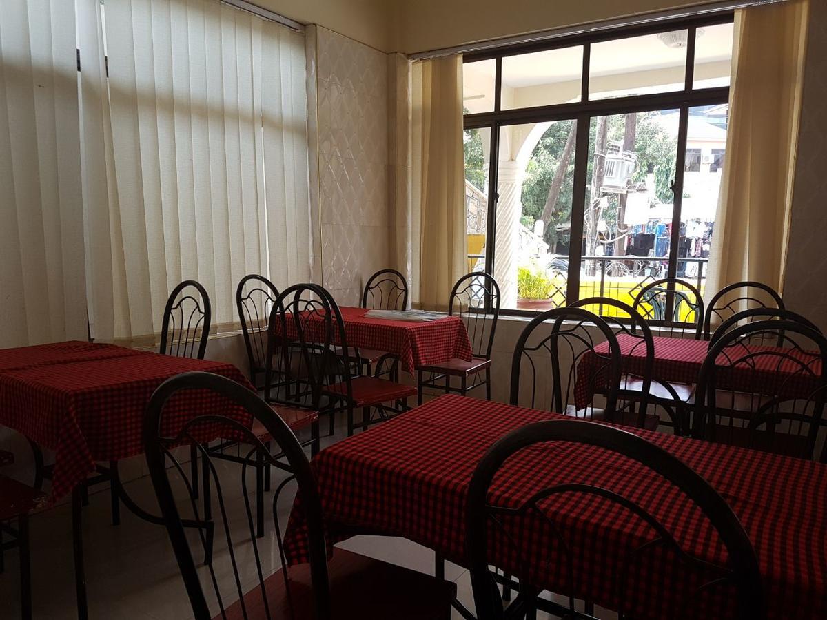 Machare British Hotel Morogoro ภายนอก รูปภาพ